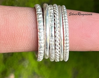 Set van sterlingzilveren stapelringen: minimalistische bandringen