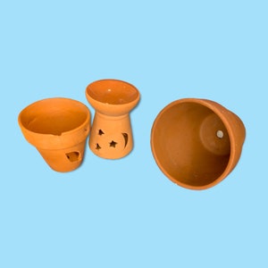 Vintage Terracotta Garden Flower Pots.