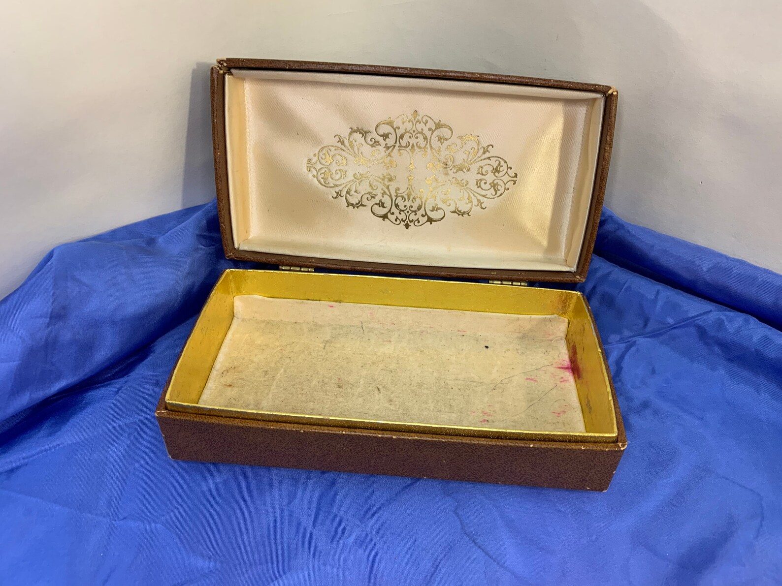 Vintage Vinyl Jewelry Box. Etsy