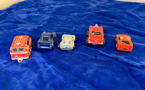 Vintage Toy Hot Wheels Mini Cars. 