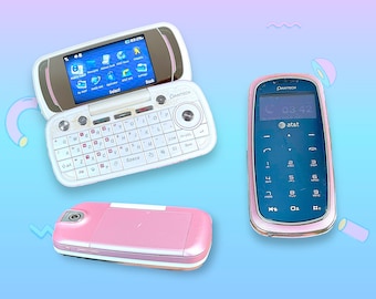 Teléfono plegable con teclado Pantech rosa vintage del año 2000. ¡Una joya! ¡Funciona!
