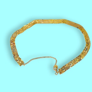 Vintage Womens Gold Metal Chain Belt.