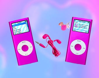 Vintage Y2K PINK Apple IPod Mobile Music Player.Rare.