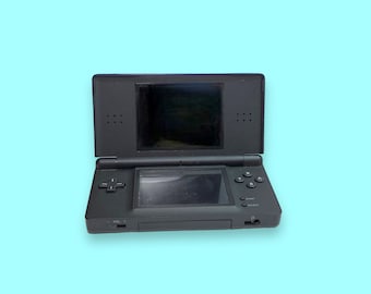 2000s Nintendo DS GameBoy. As is. Untested.