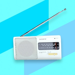 Radio portátil Sony vintage. Raro. Funciona.