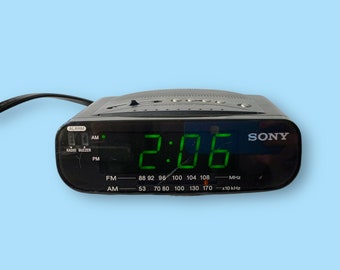 Vintage Digital Sony Dream Machine Clock Radio.