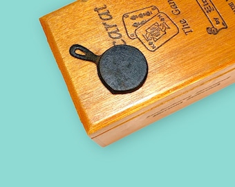 Vintage Cast Iron Skillet Miniature. Rare.