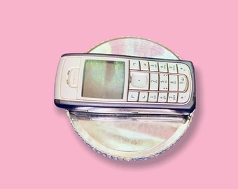 old pink nokia flip phone