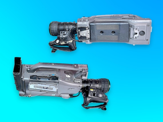 90 年代のビンテージ ビデオカメラ JVC / Cannon。希少。 - Etsy 日本