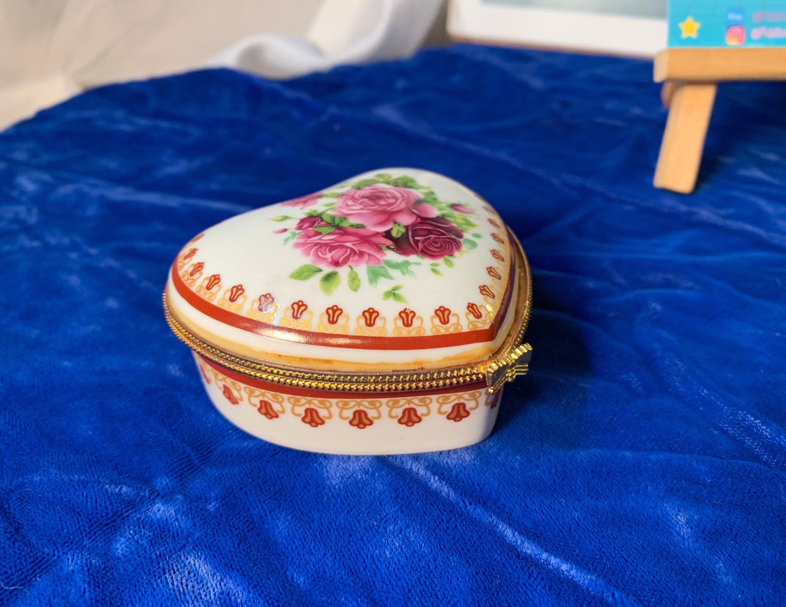 Vintage Porcelain Heart Jewelry Box BEAUTIFUL Etsy