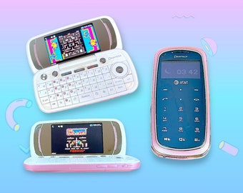 Teléfono plegable con teclado Pantech rosa vintage del año 2000. ¡Una joya! ¡Funciona!