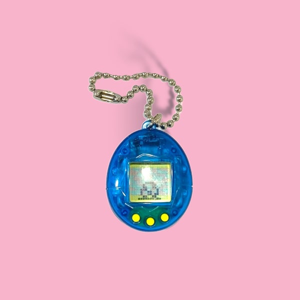 Vintage Y2K Digital Pet KeyChain Tamagotchi.Rare Works.