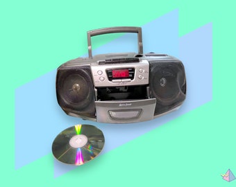 Lecteur CD vintage de l'an 2000 enregistreur/cassette stéréo. Fonctionne tel quel.