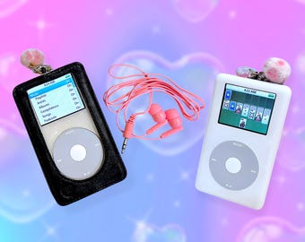 Vintage Y2K Apple IPod Mobile Music Player.Works!