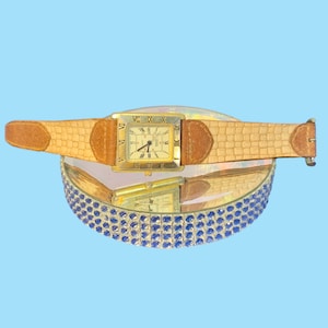 Vintage Gold Fossil Watch Leather Band.