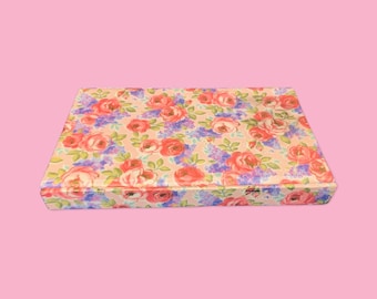 Vintage 90s Floral Planner: Tri-Fold Address Book