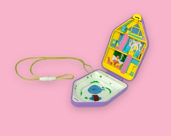 Vintage 90s PollyPockets Compact Toy.