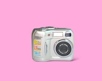 動作品 平成レトロ CCD Y2K Nikon COOLPIX E3200 Nikon COOLPIX E3200 シルバー デジタルカメラ 動作品 - メルカリ
