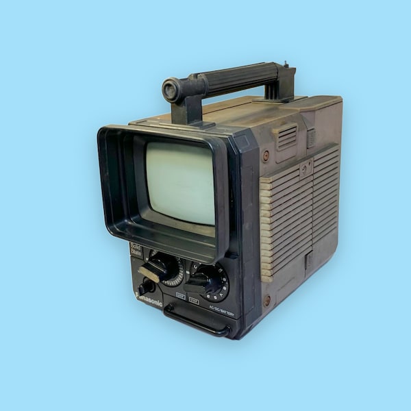 Vintage Panasonic Portable Tv. As is.
