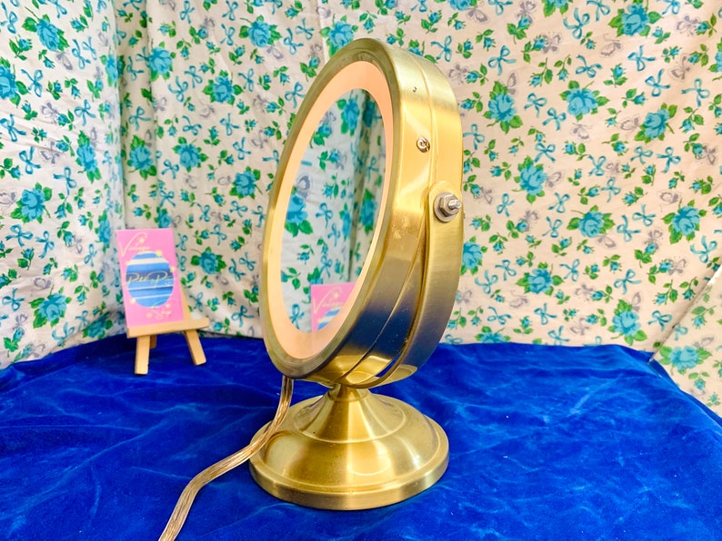 Vintage Gold Light up Makeup Mirror. Etsy