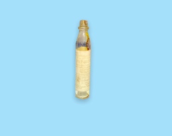 Vintage glazen medicijnfles.