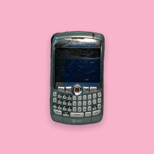 Vintage Y2K Blackberry Cell Phone. Works