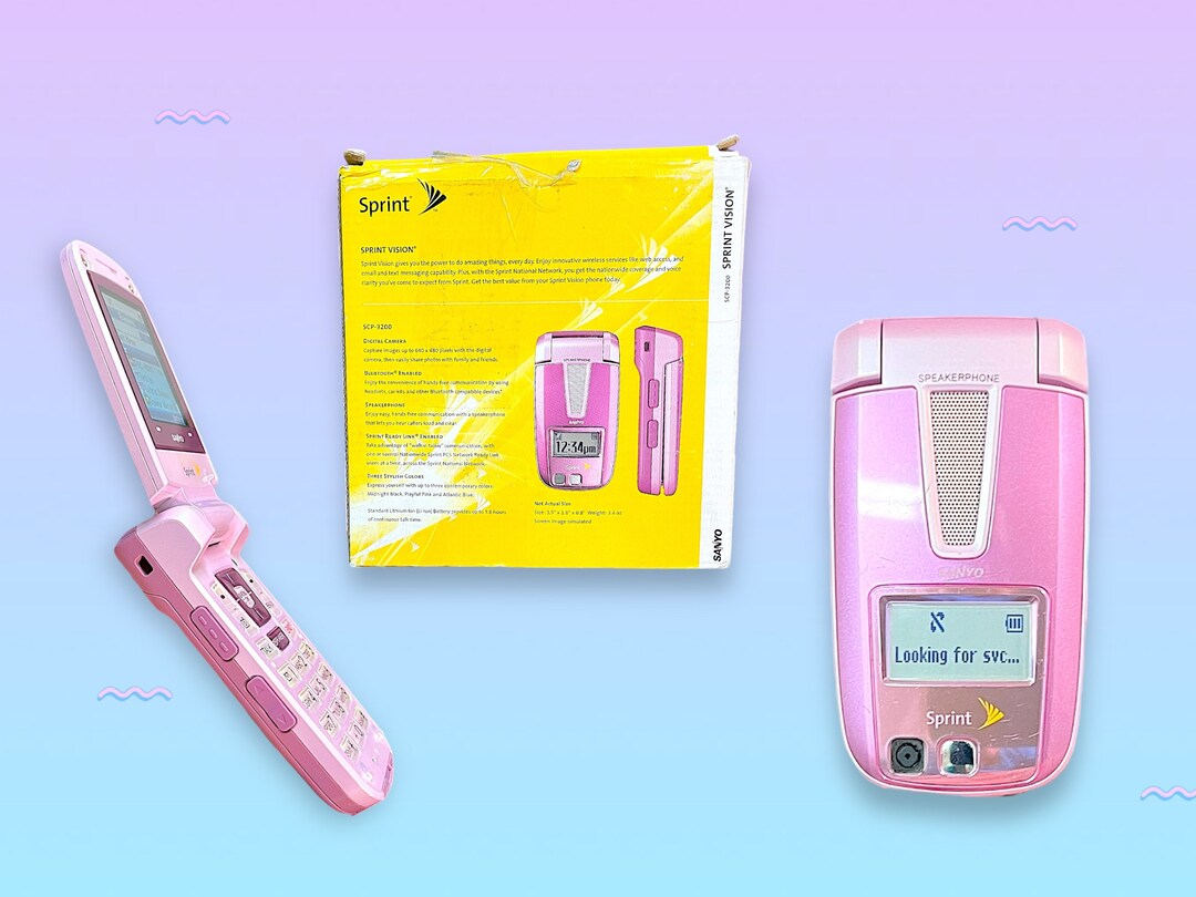 FUZZYKON ズボン　y2k 00s グリーン Vintage Y2K Pink Sanyo Camera Flip Cell Phone.rare in Box