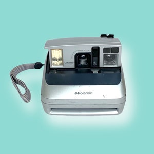 Vintage 90s Polaroid Instant Film Camera.As is.