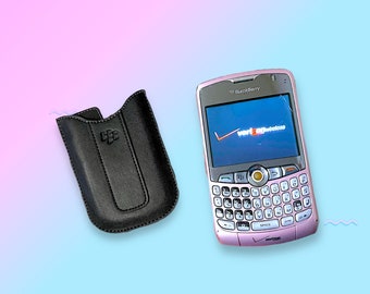 Vintage Y2K Pink BlackBerry Mobile Cell Phone.Works.