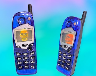 Vintage 90’s Y2K Nokia Mobile Cellphone w/case! Rare!