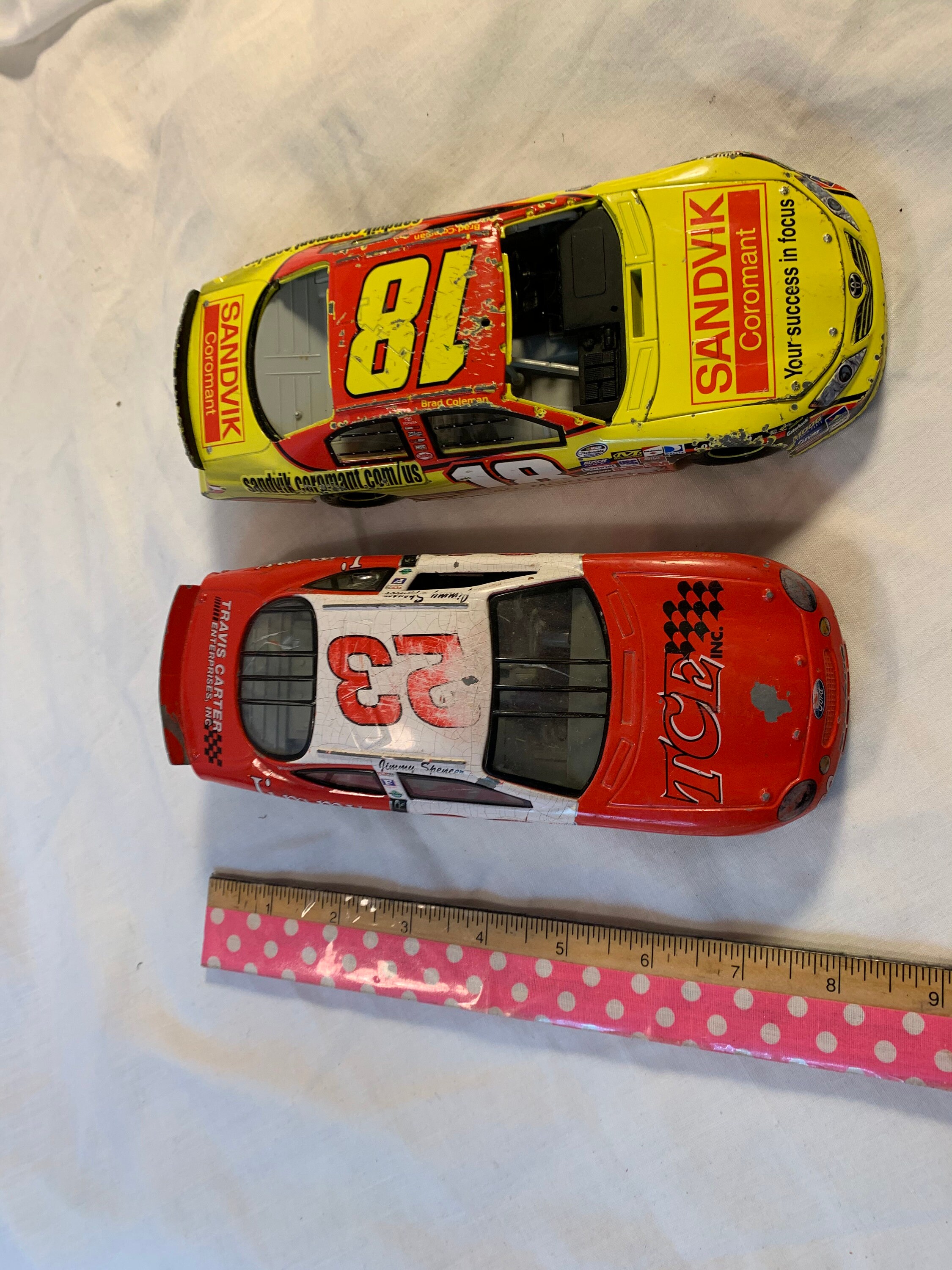 toy metal cars