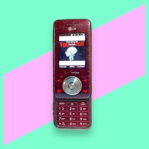 Vintage Y2K LG Slide Camera Cell Phone. Works