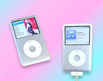 Vintage Y2K Apple IPod Mobile Music Player. RARE.Works!