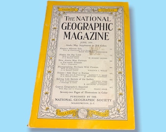 Magazine National Geographic vintage du milieu du siècle.