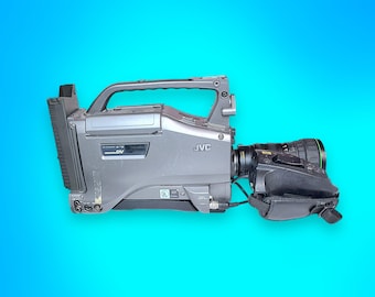 JVC コンパクト VHS ビデオカメラ（ケース付き、現状渡し） - Etsy 日本