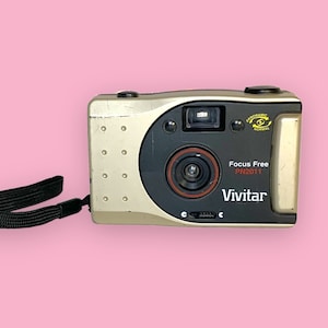 Vintage Y2K Vivitar Camera.