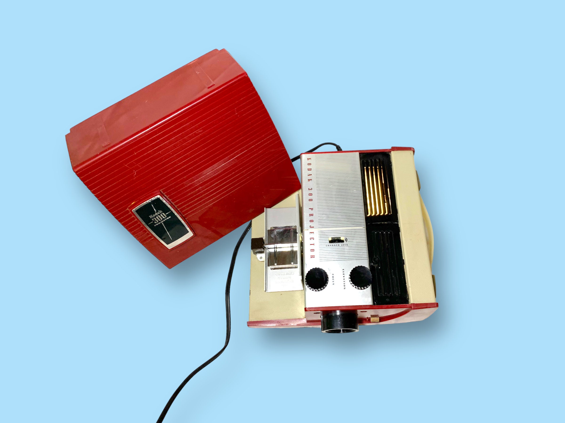 Vintage Red Kodak Light up Projector. Works! - Etsy Vintage Red Kodak Light up Projector. Works! - Etsy