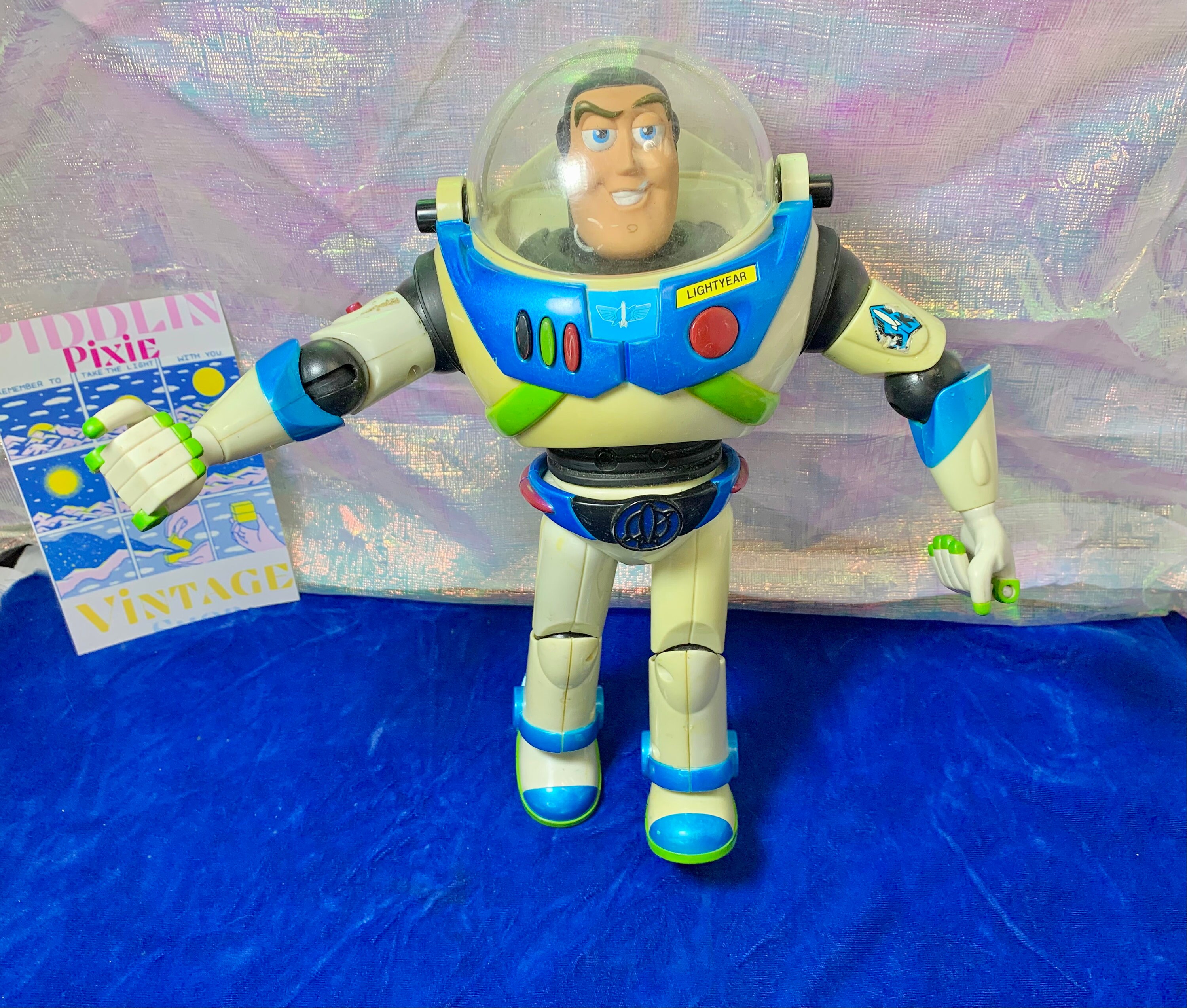 Buzz lightyear hotsell toy hasbro 2001