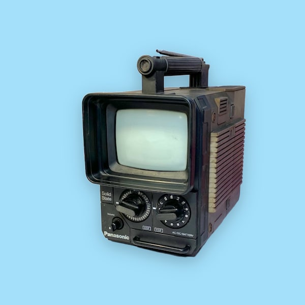 Vintage Panasonic Portable Tv. As is.