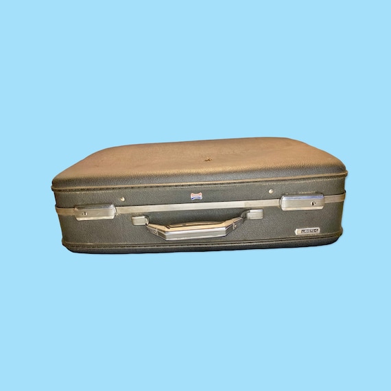 Vintage American Tourister Hard Suitcase. As is . - image 1