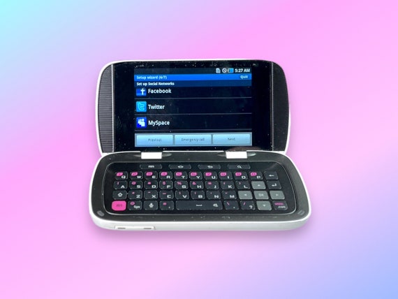 Vintage Y2K Samsung Keyboard Flip Cell Phone.rare. Works 