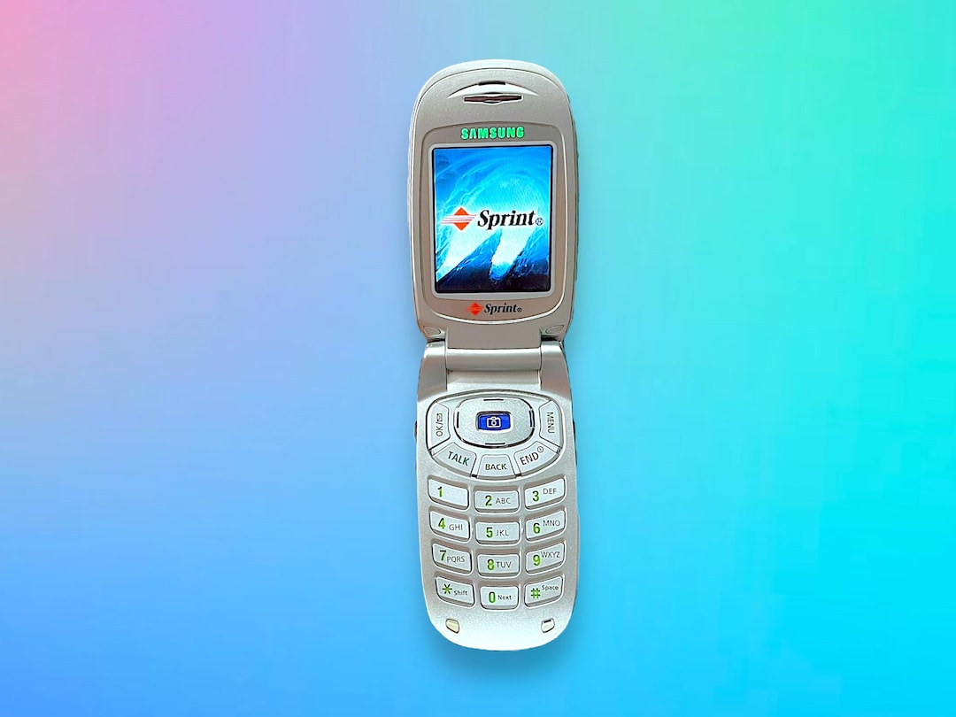 Vintage Samsung Mobile Flip