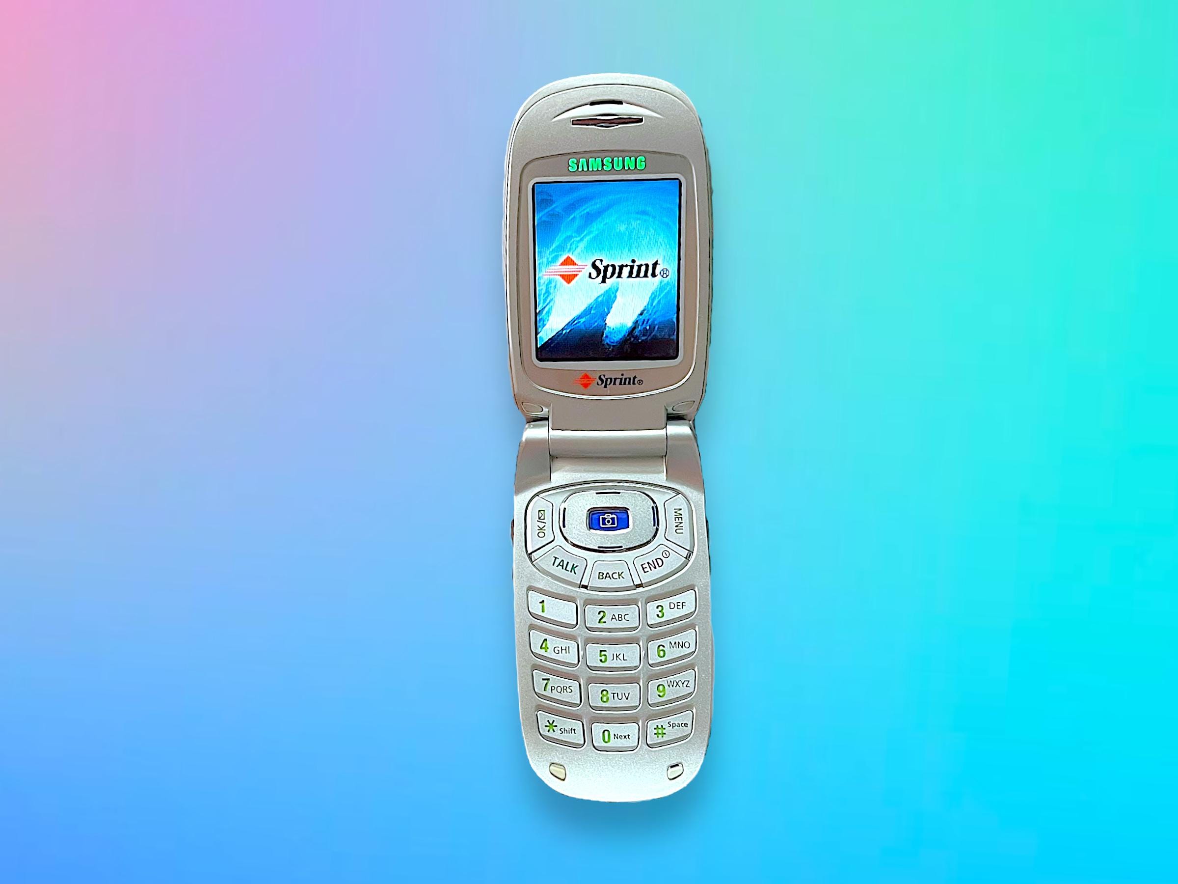 Vintage Samsung Mobile Flip phone.Rare.