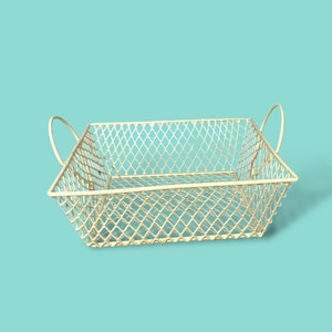 Cesta de malla metálica de alambre vintage.