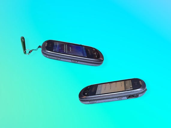Vintage Y2K Samsung Slide Keyboard Cell Phone.works! - Etsy