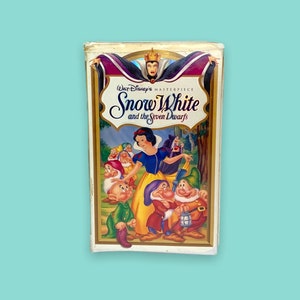 Vintage Walt Disney’s Snow White Movie VHS.