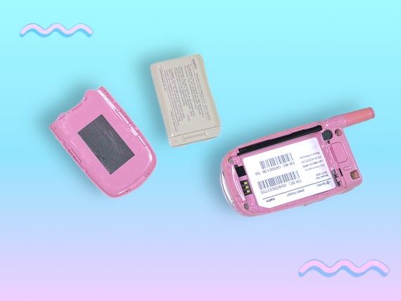 Vintage Y2K Pink Sanyo Speaker Flip Cell Phone. Rare.works -  Australia