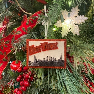 Nyc Vintage Greeting Cards With City Silhouette Christmas Ornament