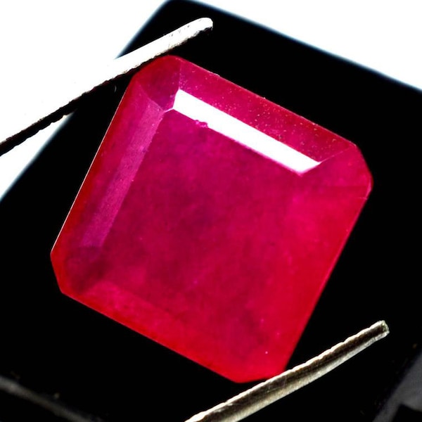 Natural Red Beryl Red Bixbite From Utah Radiant Shape 10.45 Cts CGI Certified Loose Gemstone Excellent Cut In Best Price