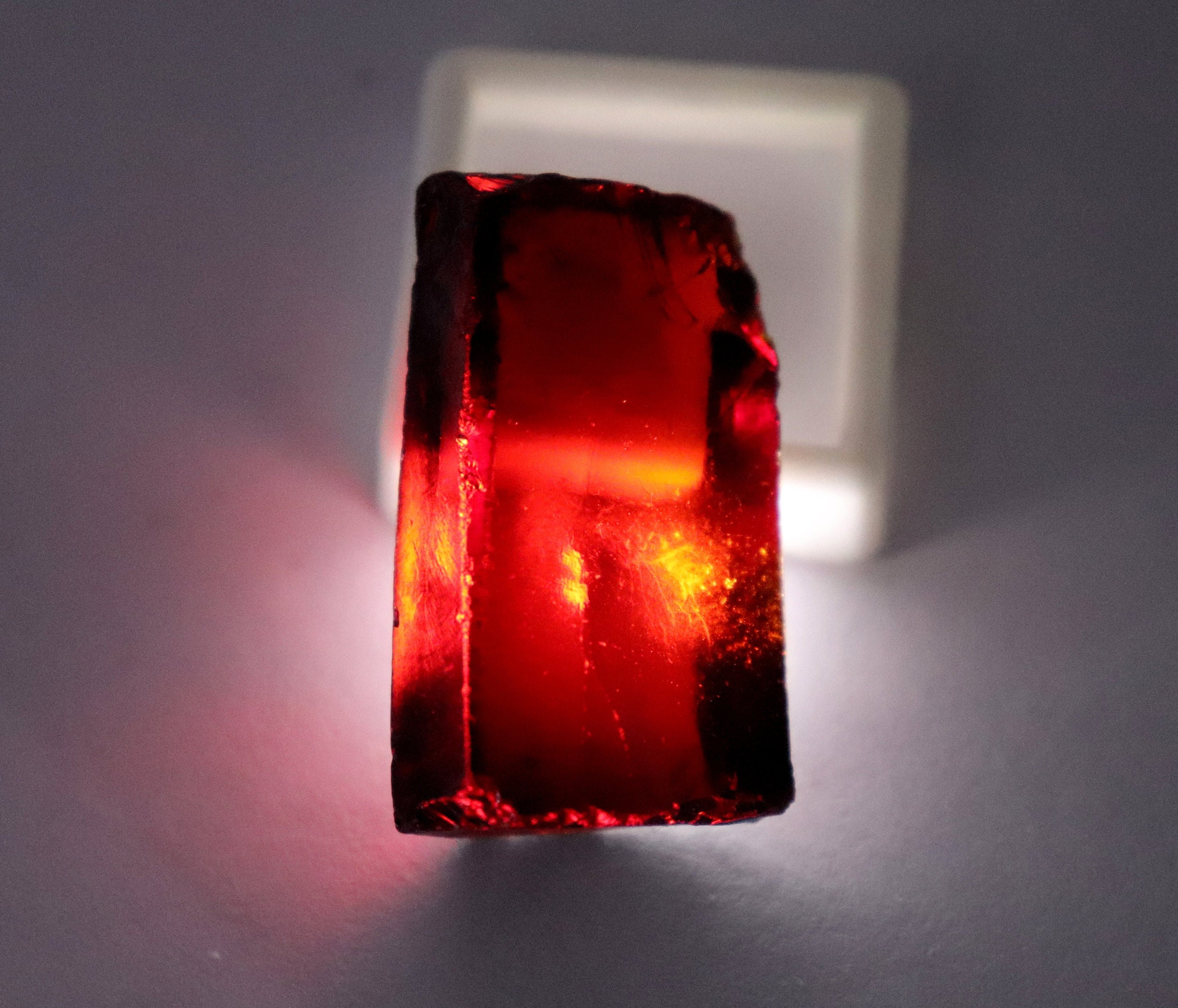 Rough shop padparadscha sapphire